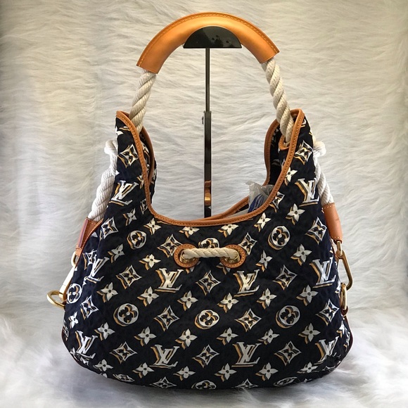 LOUIS VUITTON Limited Edition Monogram Bulles Bag - Picture 5 of 8